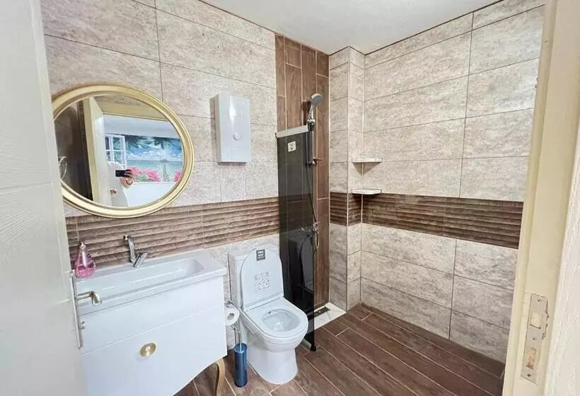 Hotelli Ayder Vip River