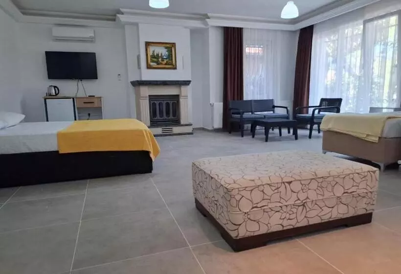 Hotelli Evim Palace ören