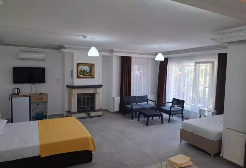 Hotelli Evim Palace ören