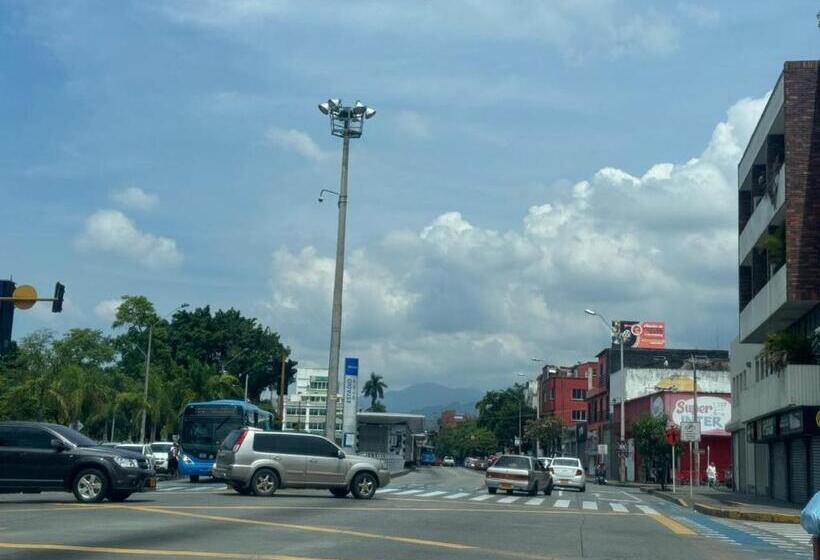 Otel Kasa 5ta Frente Al Estadio