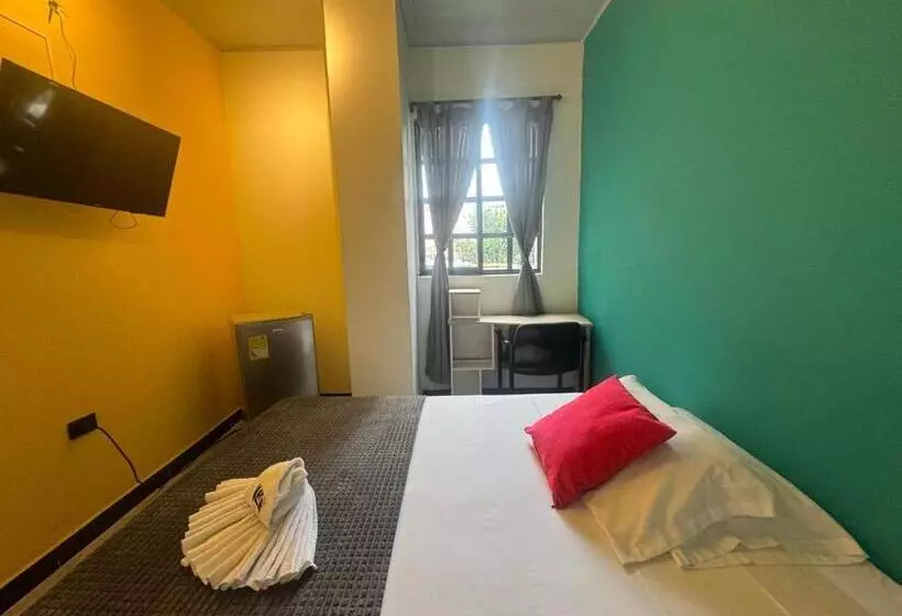 هتل Kasa 5ta Frente Al Estadio