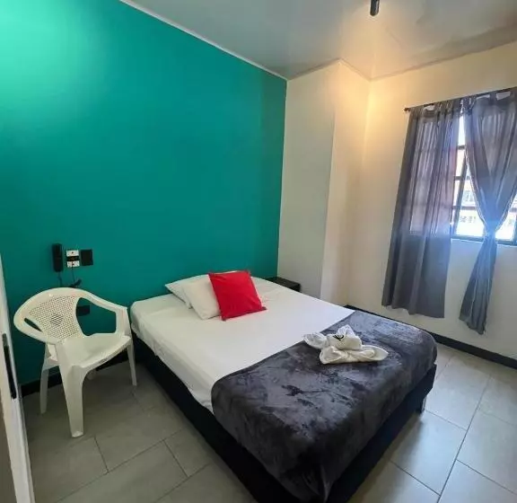 هتل Kasa 5ta Frente Al Estadio