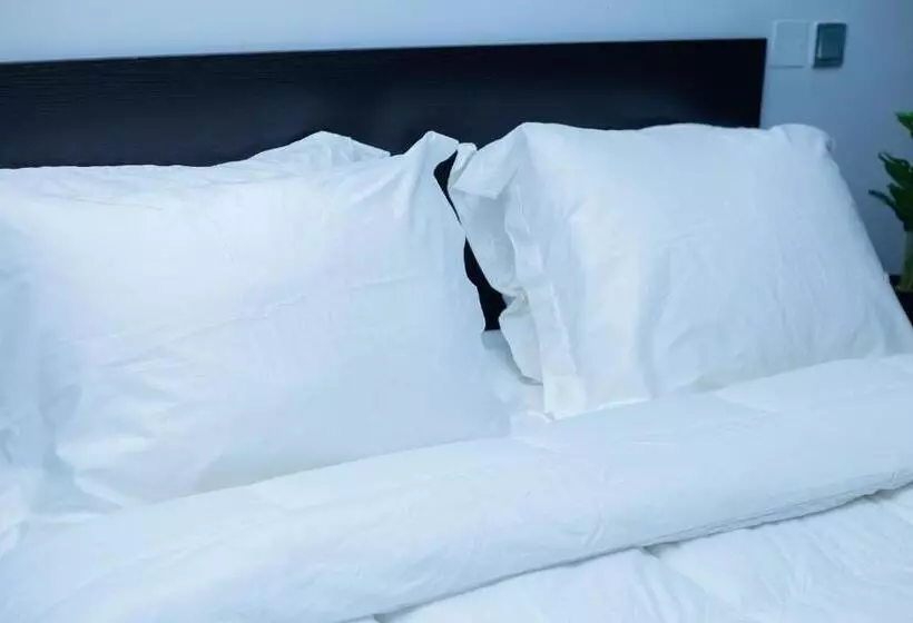 Hotelli L57 Suites