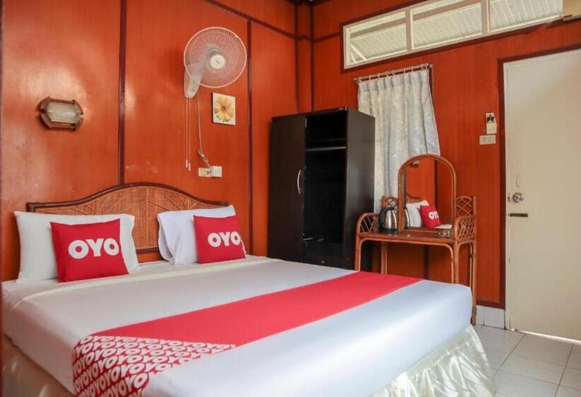 Hotel Oyo 681 Paradise