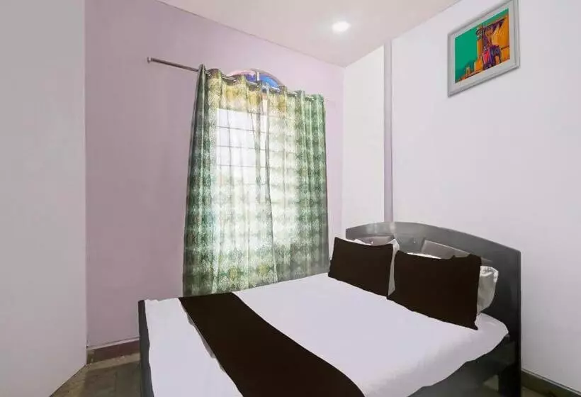 ホテル Oyo Green Hostel & Lodge