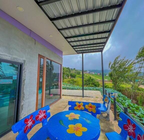 בית מלון כפרי Rai Saeng Tawan At Phu Thap Buek