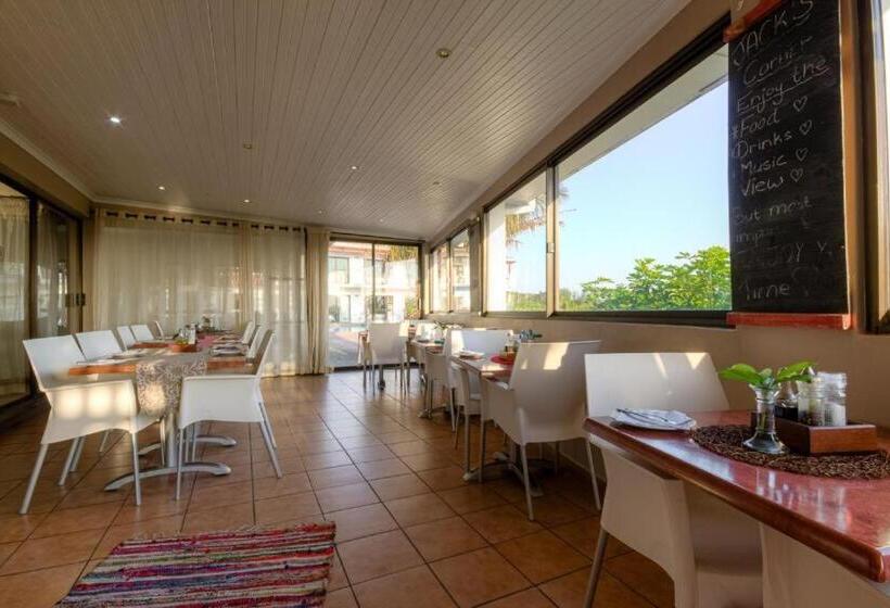 ホテル The Ridge Guesthouse