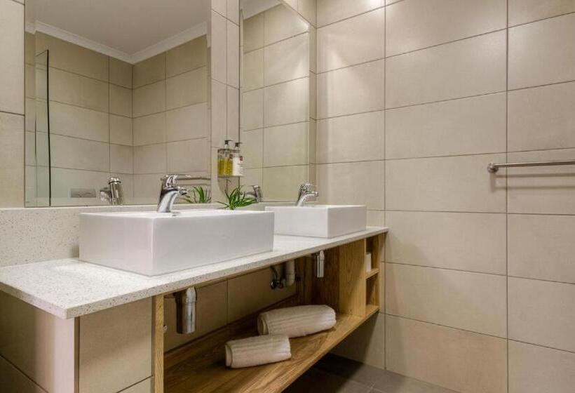 ホテル The Ridge Guesthouse