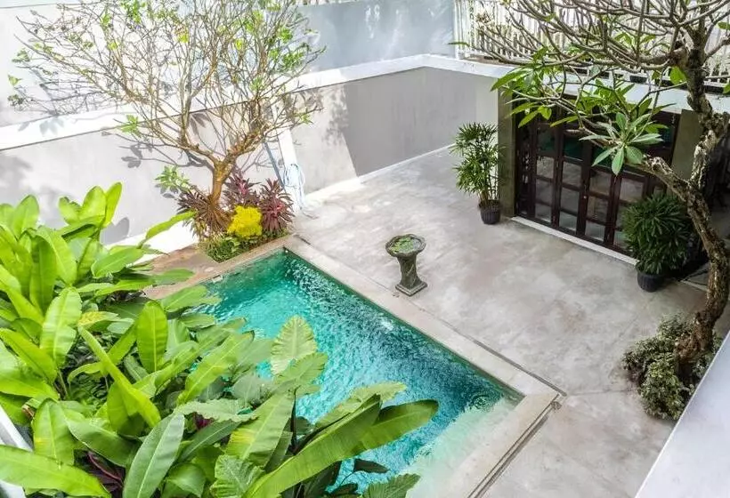 Majatalo Villa Iva Canggu Bali