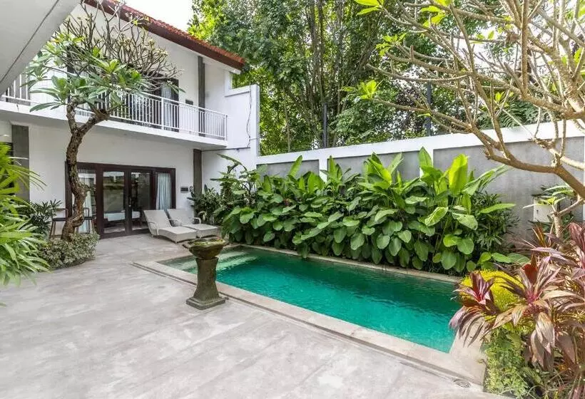 Majatalo Villa Iva Canggu Bali