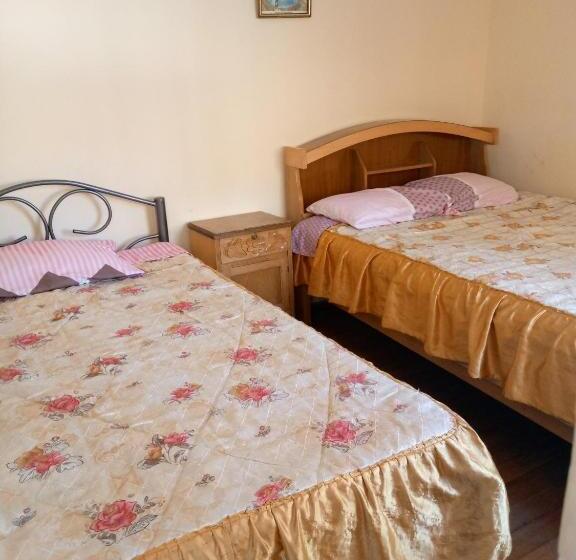 پانسیون Conquistador