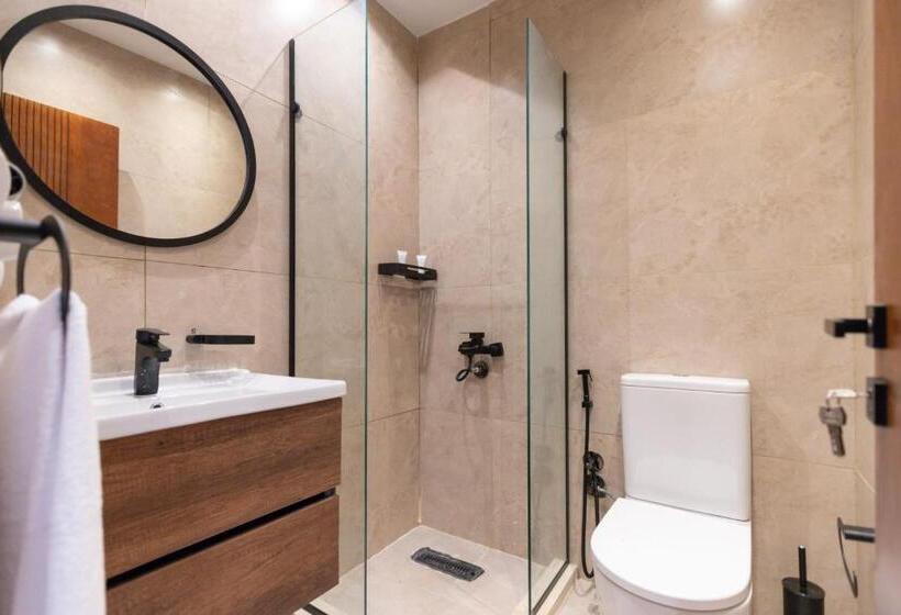 پانسیون Gaia Pyramids