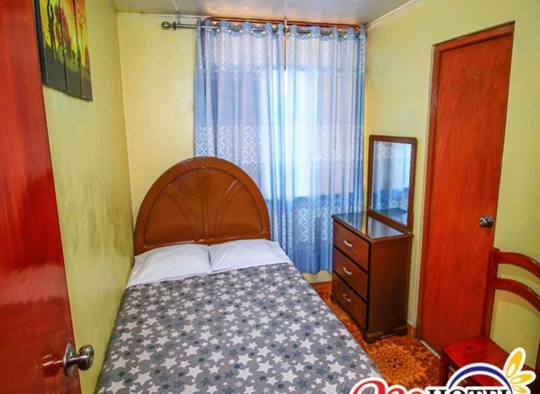 پانسیون Hostal Mary