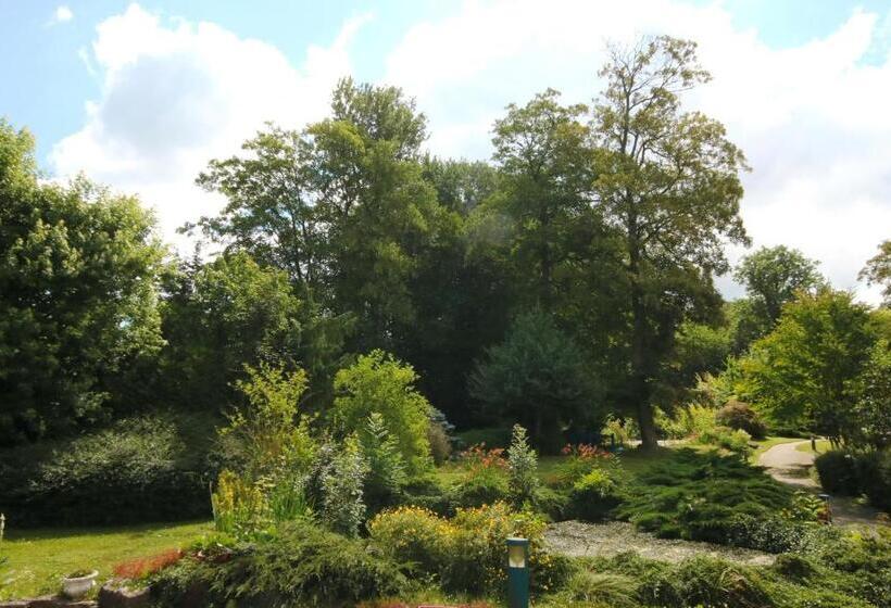 Pensiune Le Manoir De La Mantille   Plumetis