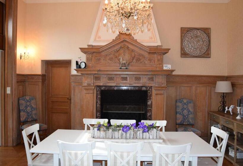 Pensiune Le Manoir De La Mantille   Plumetis