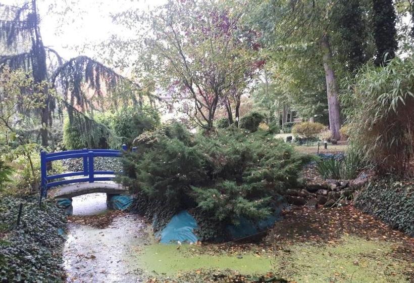 Pensiune Le Manoir De La Mantille   Plumetis