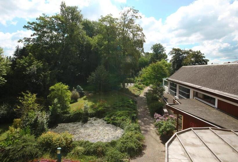 Pensiune Le Manoir De La Mantille   Plumetis