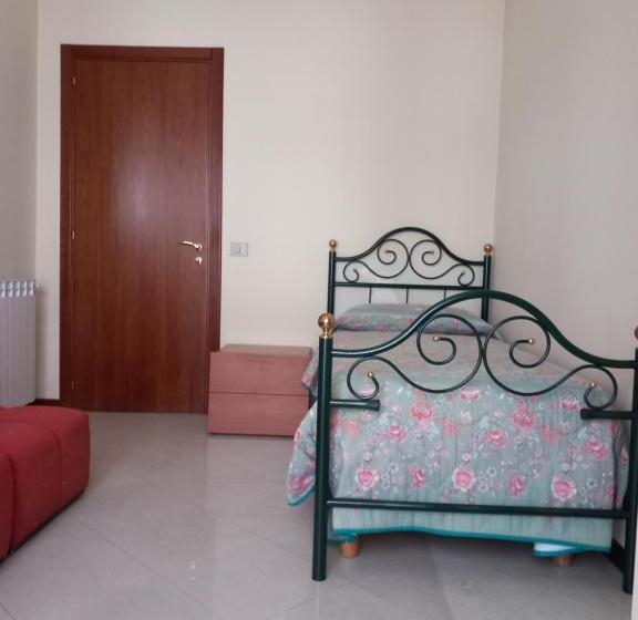 Пансион Magnolia House