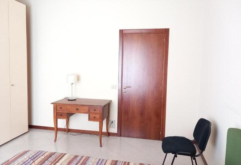 Пансион Magnolia House