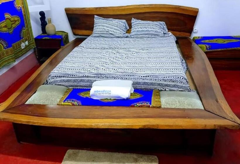 Пансион Morabeza Backpakers   Guesthouse