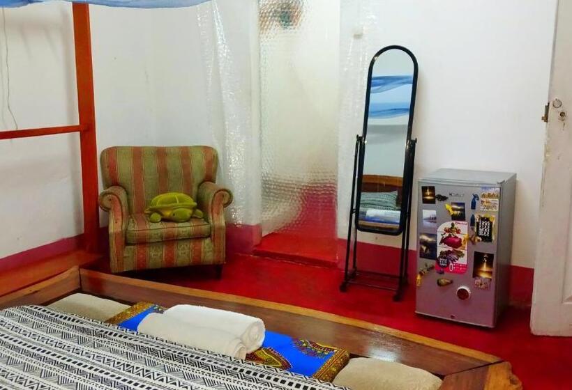 Пансион Morabeza Backpakers   Guesthouse