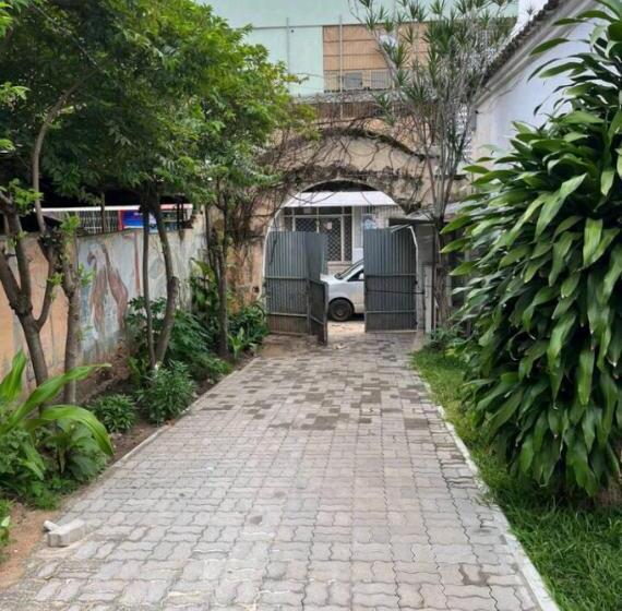 Пансион Morabeza Backpakers   Guesthouse