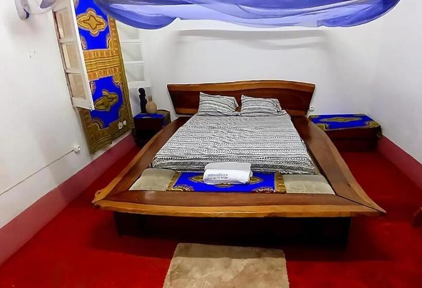 Пансион Morabeza Backpakers   Guesthouse