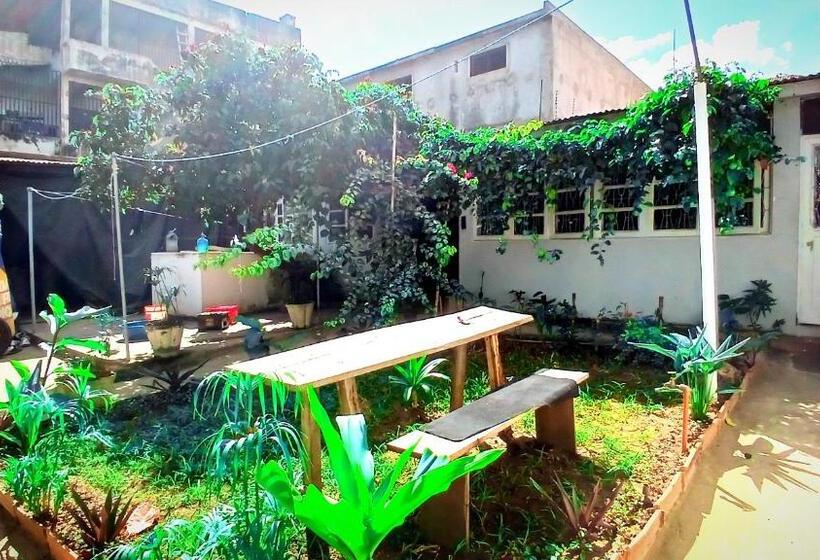 Пансион Morabeza Backpakers   Guesthouse