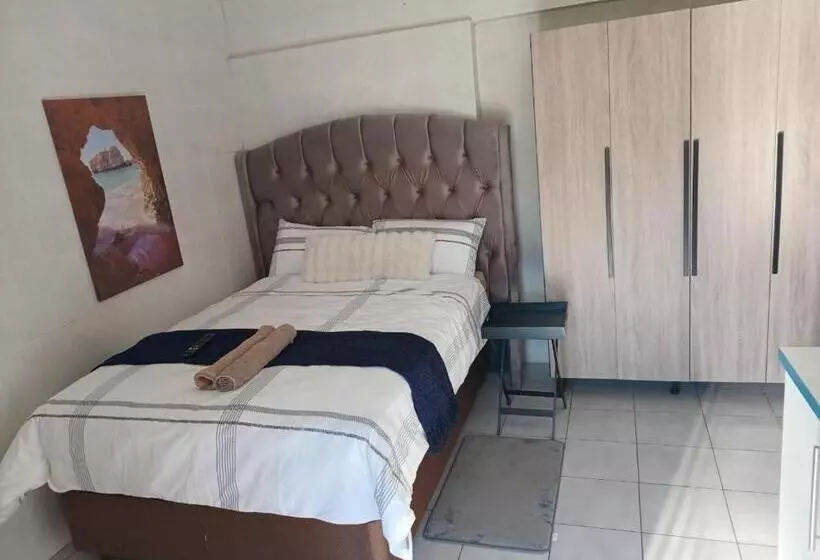 Majatalo Whizzy Lifestyle Lodge