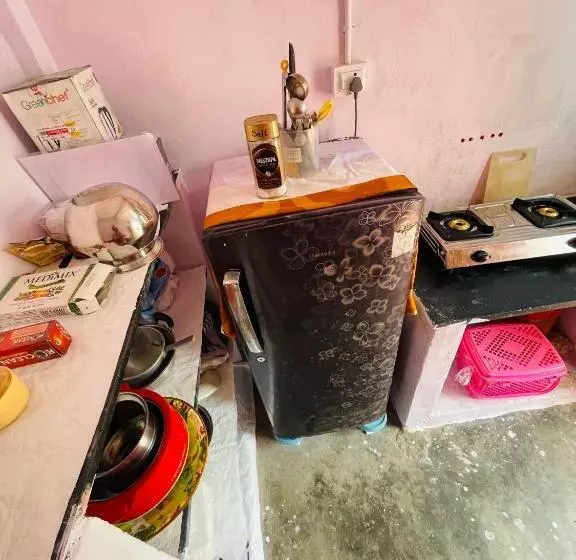 Majatalo Yogi Home Stay