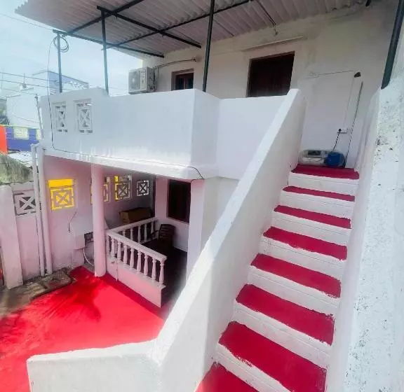 Majatalo Yogi Home Stay