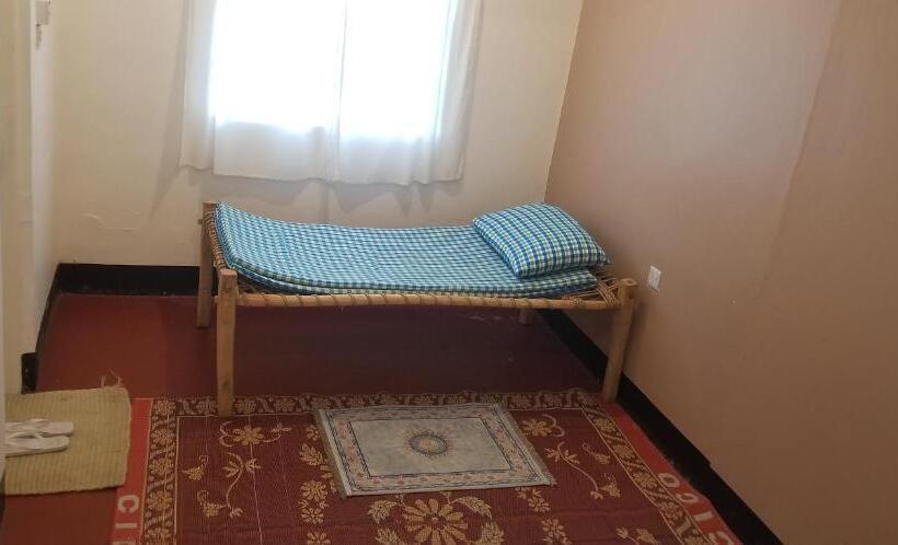 Safari Hostel Tanzania