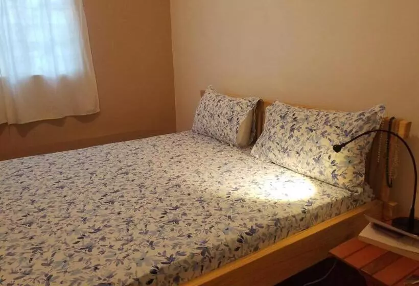 Safari Hostel Tanzania