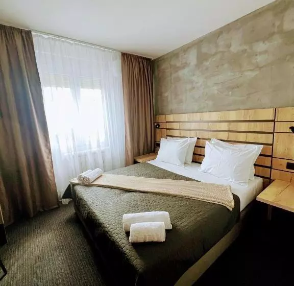 Sremsky Inn