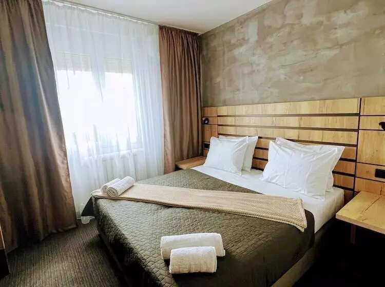 Sremsky Inn