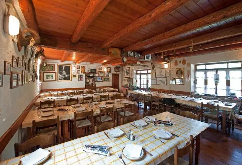 ユースホステル Rifugio Serafin