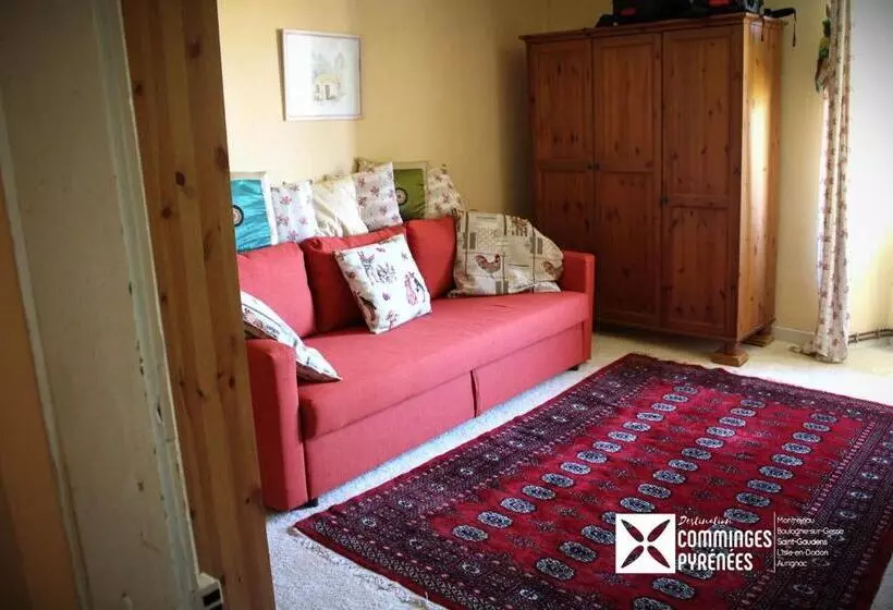 Aamiaismajoitus (B&B) Chambre Kiko   Vue Sur Jardin Et Montagne Aurignac