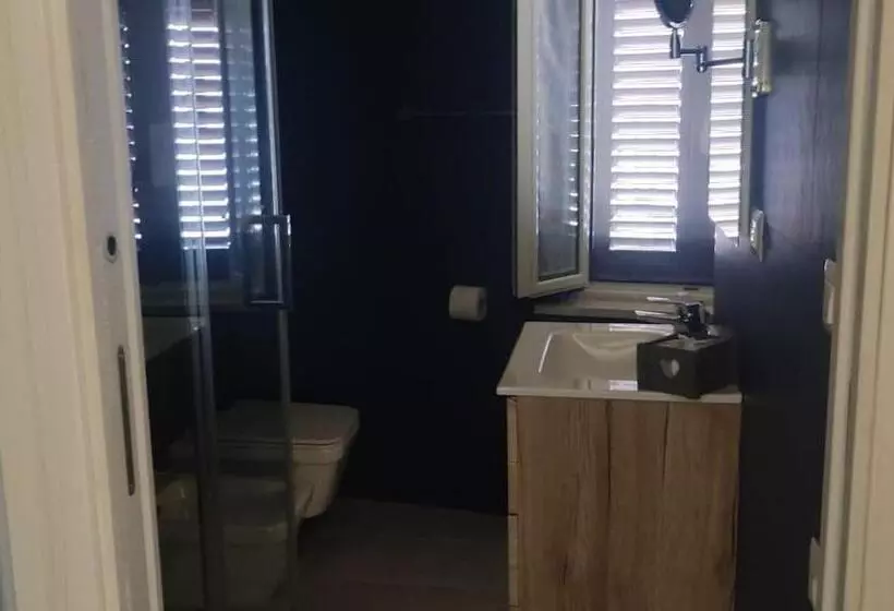 ベッドアンドブレックファースト La Rosa Blu