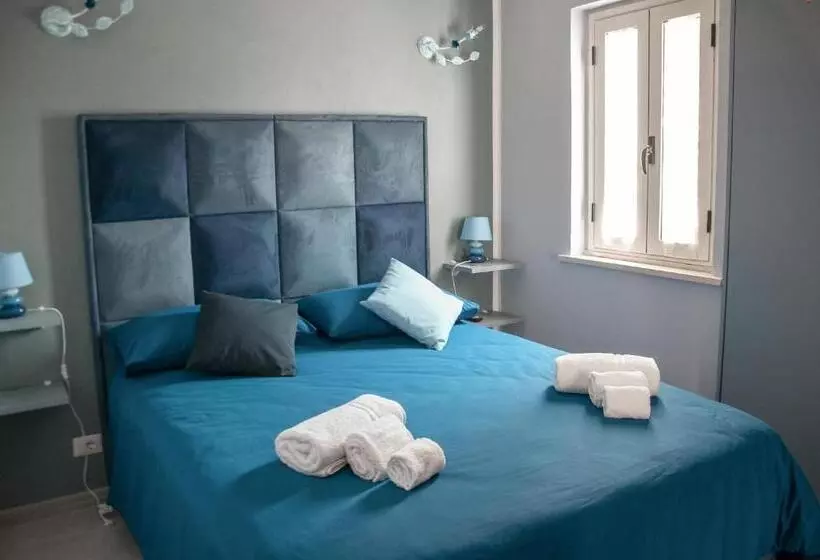 ベッドアンドブレックファースト La Rosa Blu