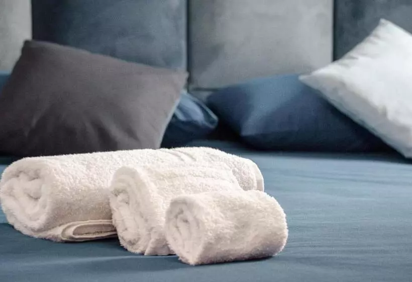 ベッドアンドブレックファースト La Rosa Blu