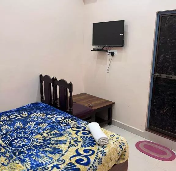 Aamiaismajoitus (B&B) R K Stay & Palace Near Ram Lalla Temple   800 Meter Ayodhya