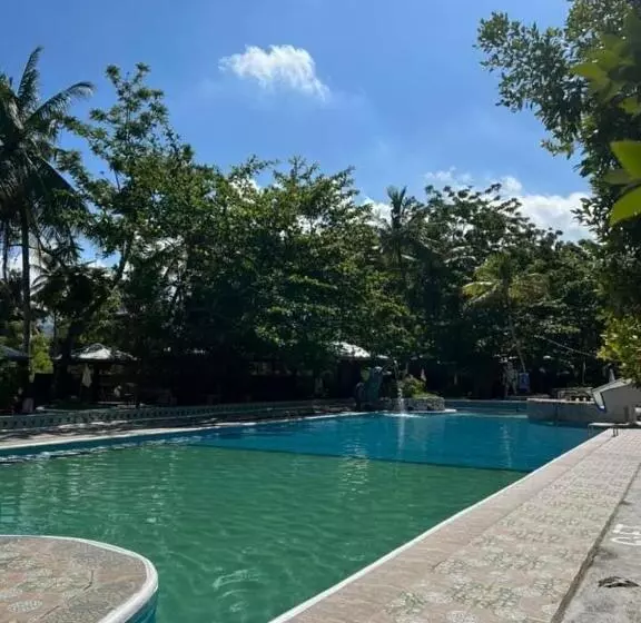 Hardrock Lux Spring Resort