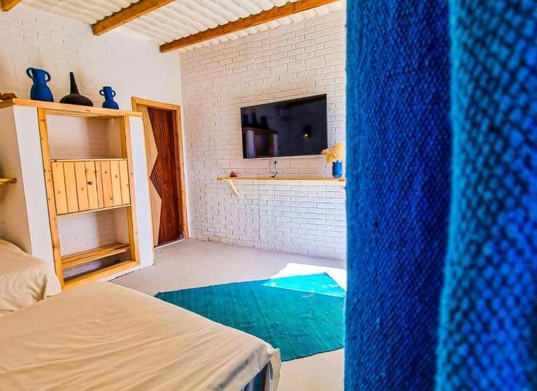 هتل Blue Point Kitesurfing Cr