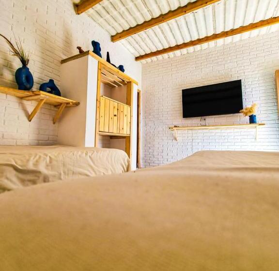 هتل Blue Point Kitesurfing Cr