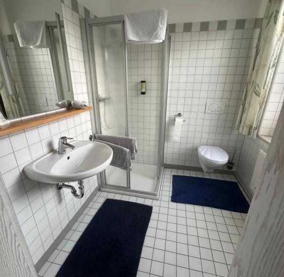 בית מלון כפרי Dorfschänke Kreuz