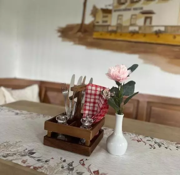 Hotelli Dorfschänke Kreuz