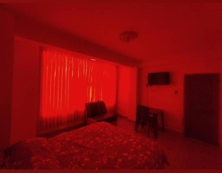 Hotel El Jardín De Los Lirios