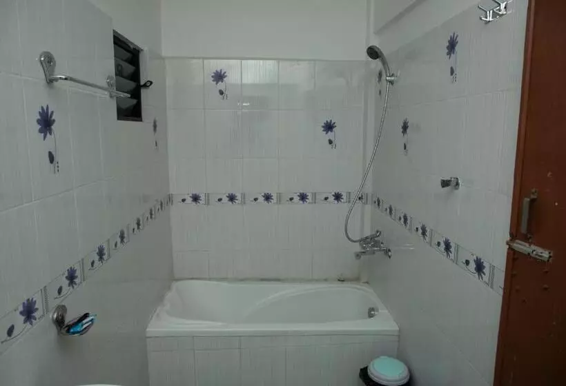 هتل Janajibika Pvt Ltd