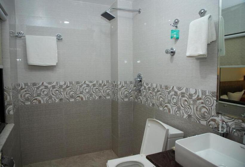 هتل Janajibika Pvt Ltd