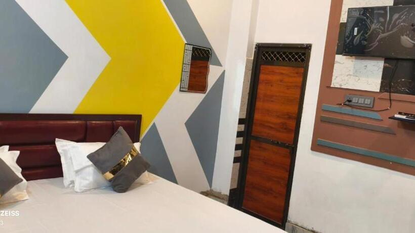 בית מלון כפרי Pranav Inn